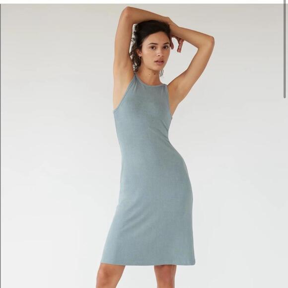 Aritzia Wilfred Free Fauna Scoop Back Midi Dress - Picture 2 of 9